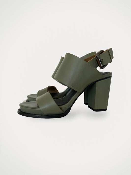 & Other Stories Heels