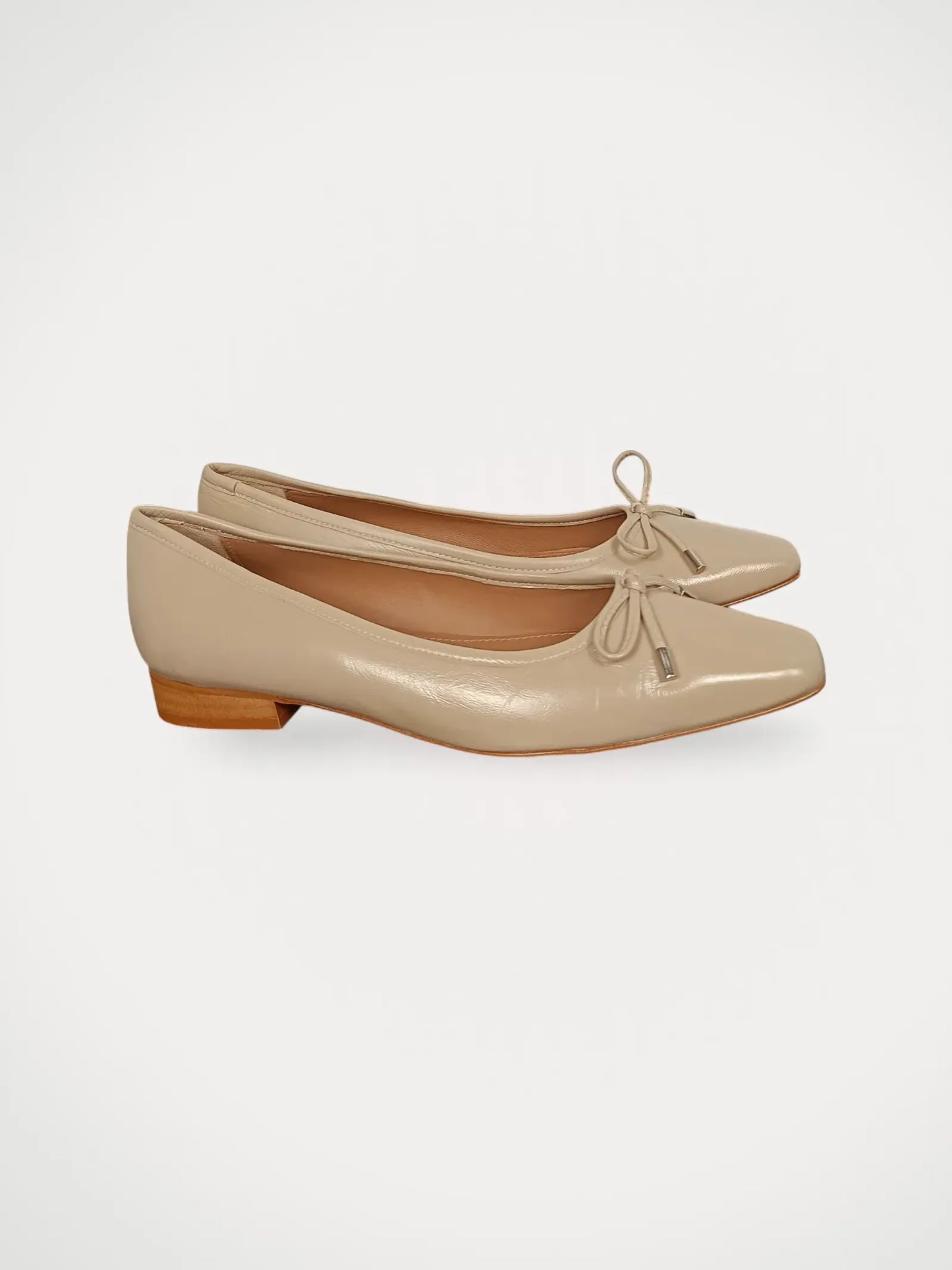 Flattered Ballet flats