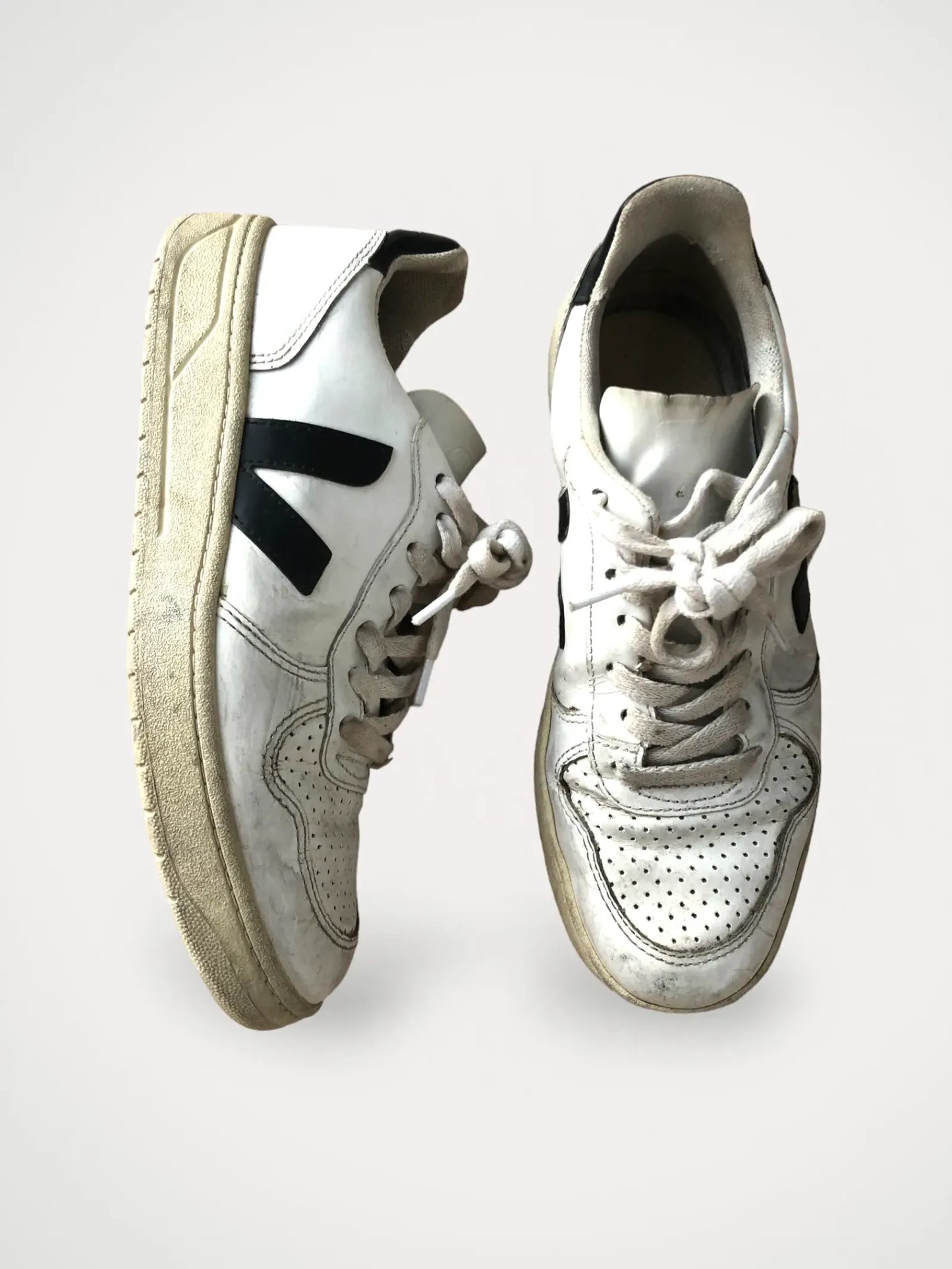 Veja Sneakers