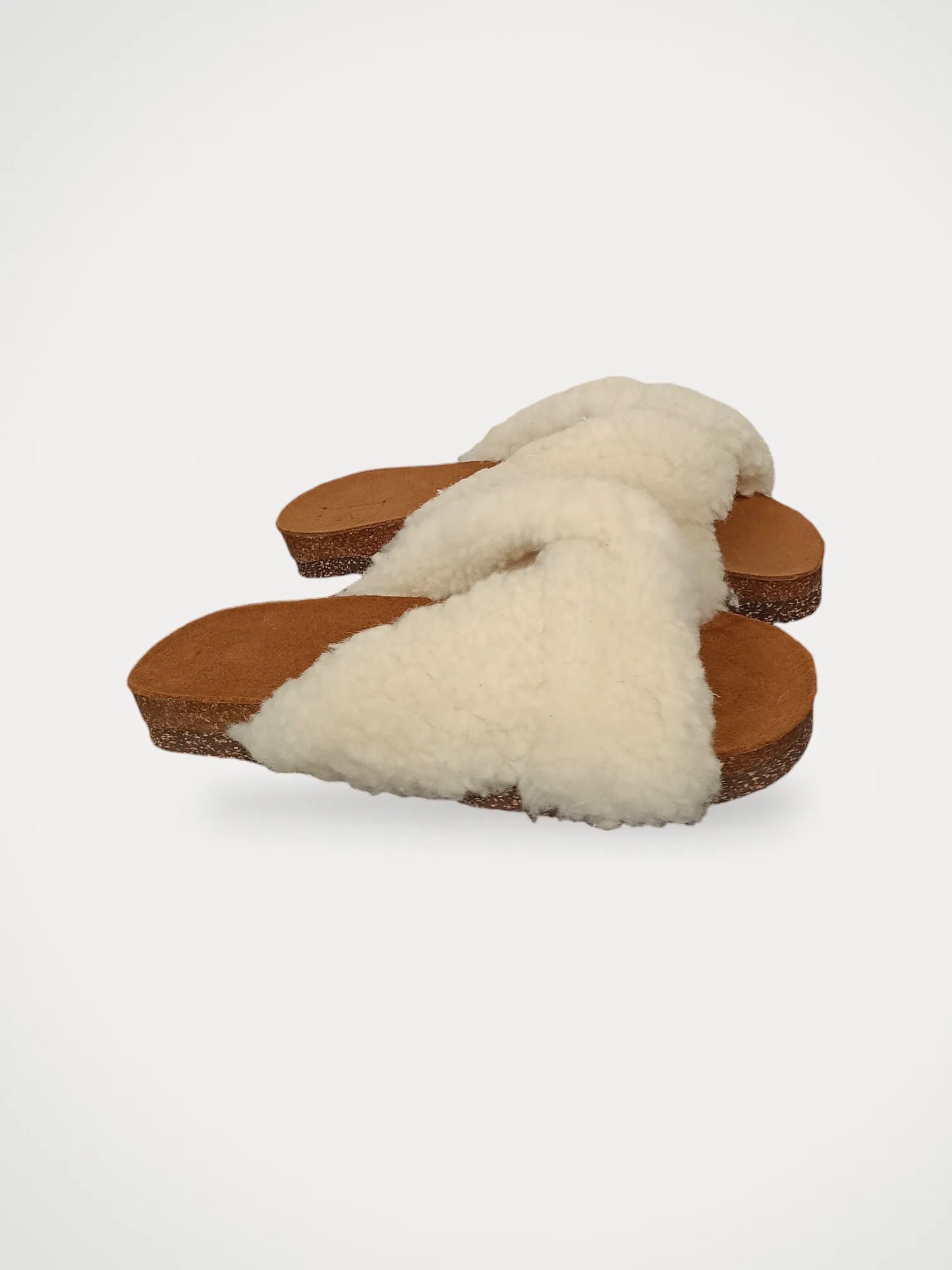Flattered Lou Creme Teddy Sandalen