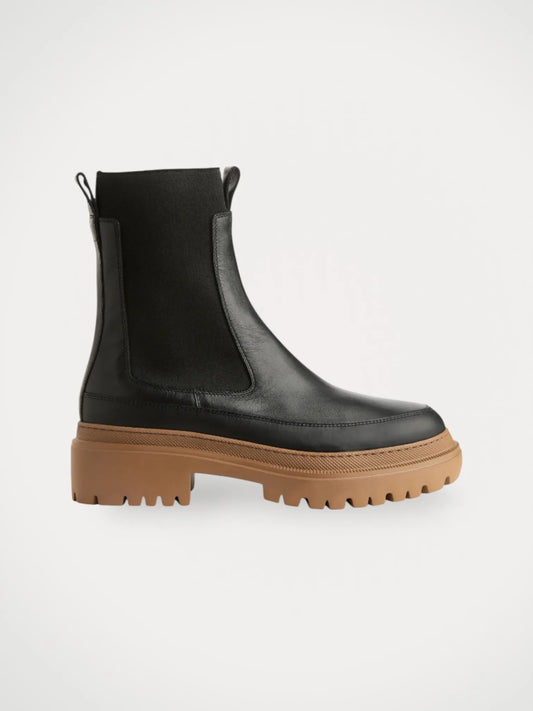 Arket Chunky Leather Boots