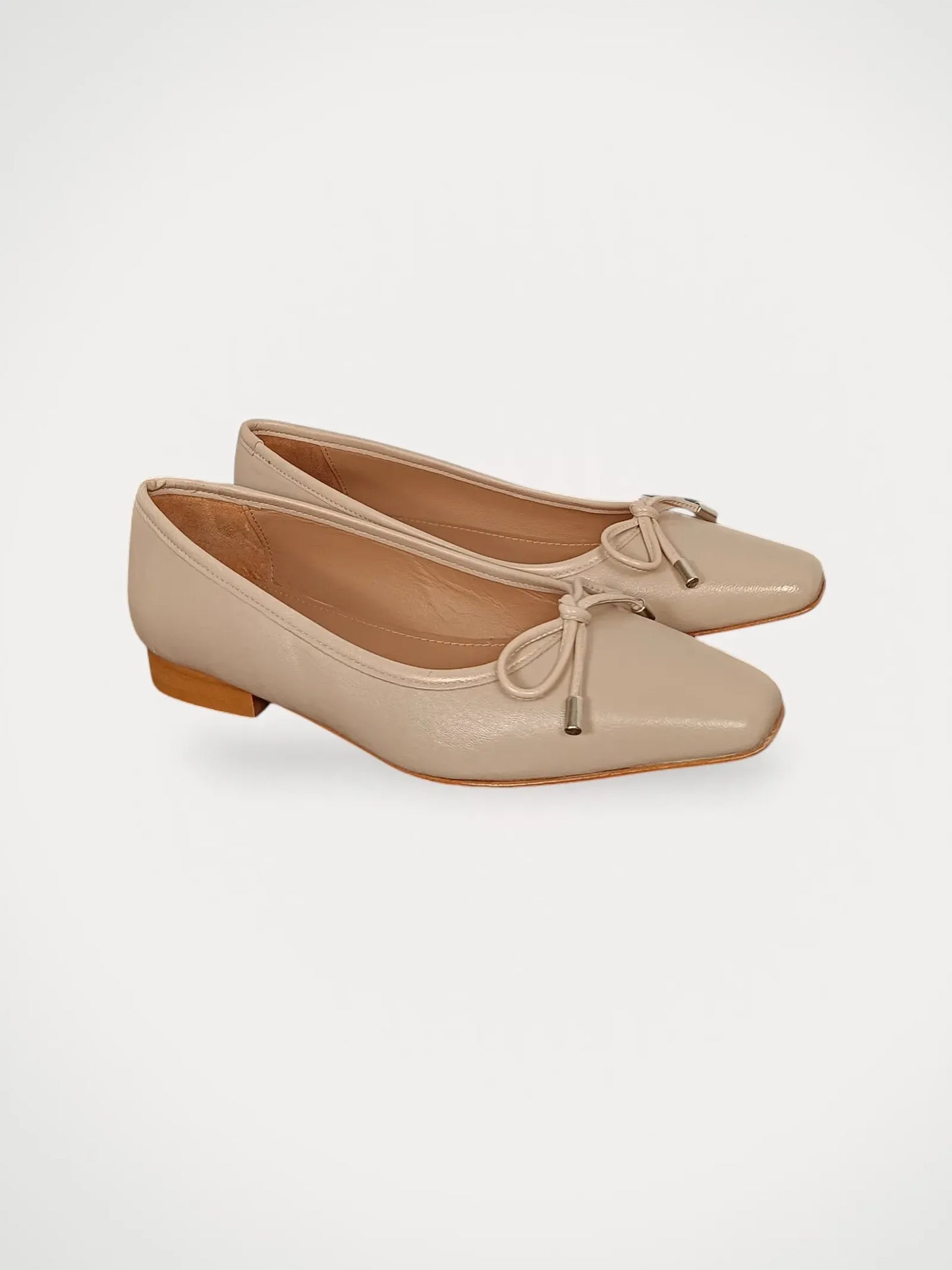 Flattered Ballet flats