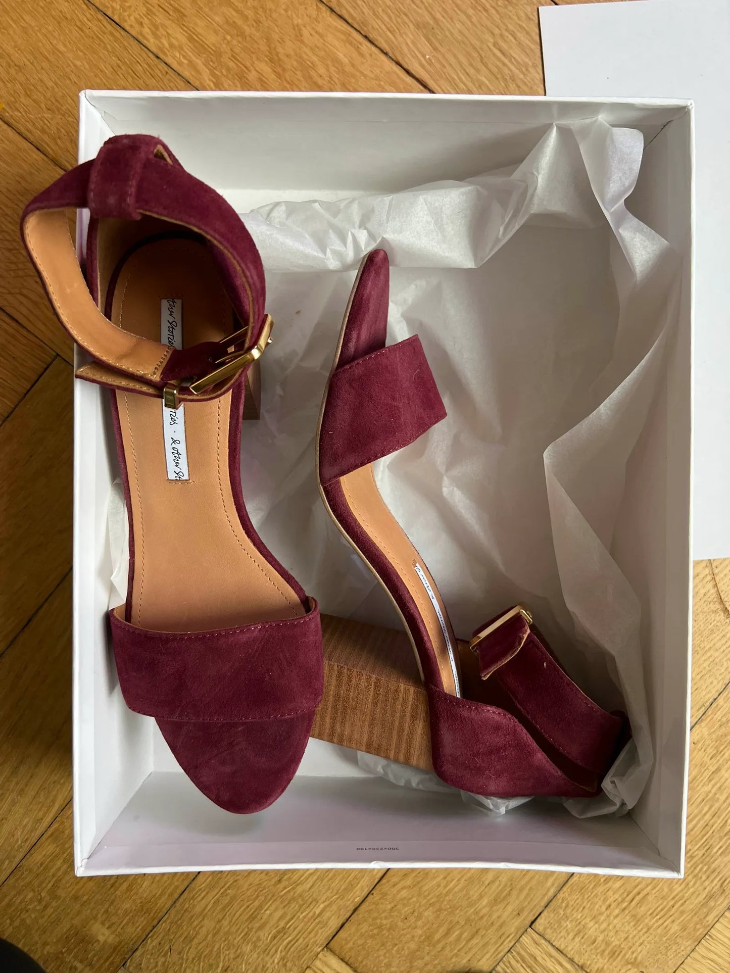 & Other Stories Heels