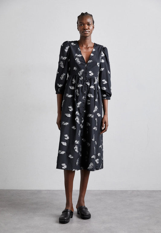 Baum und Pferdgarten Dress
