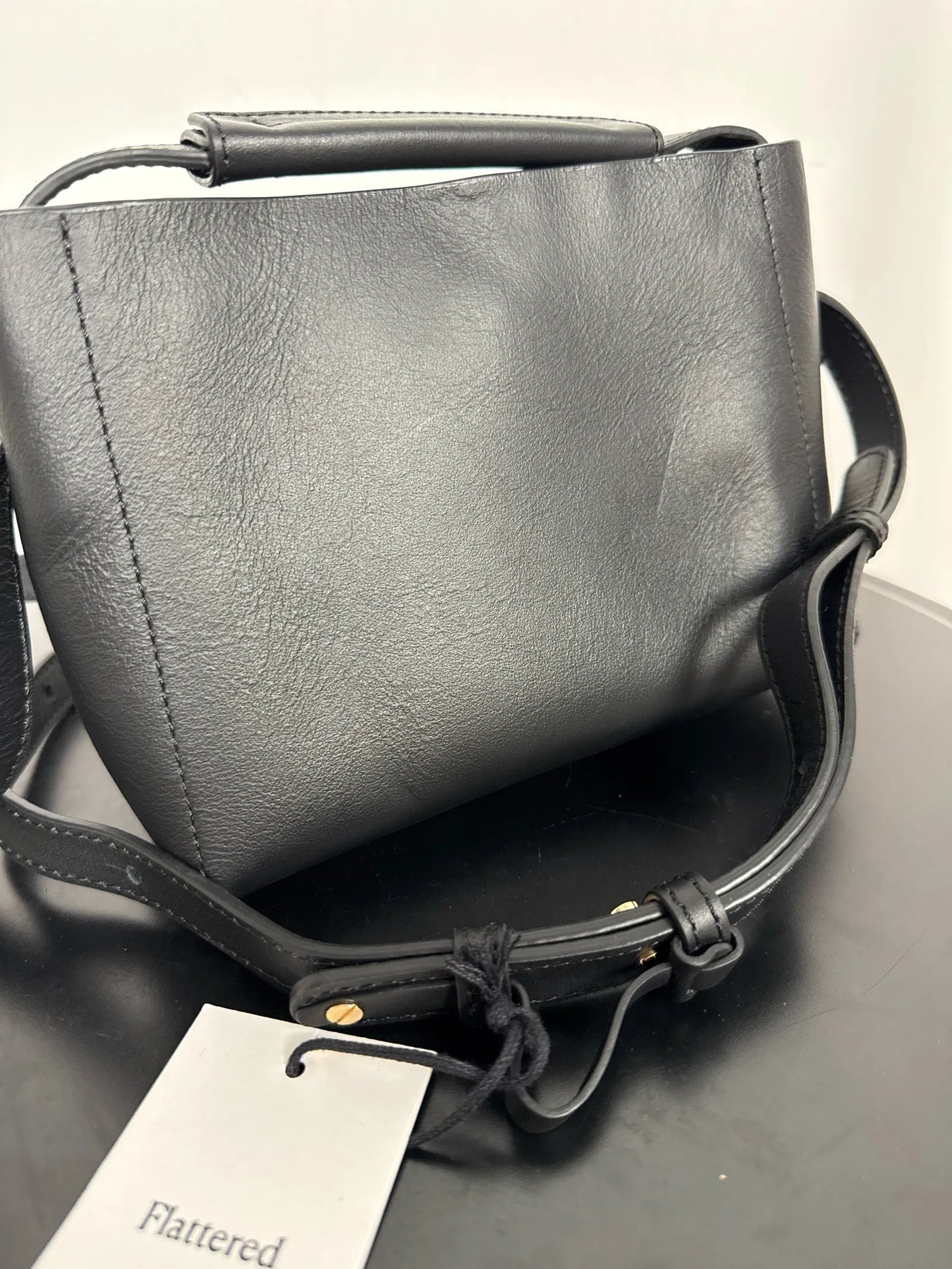 Flattered Shoulder bag