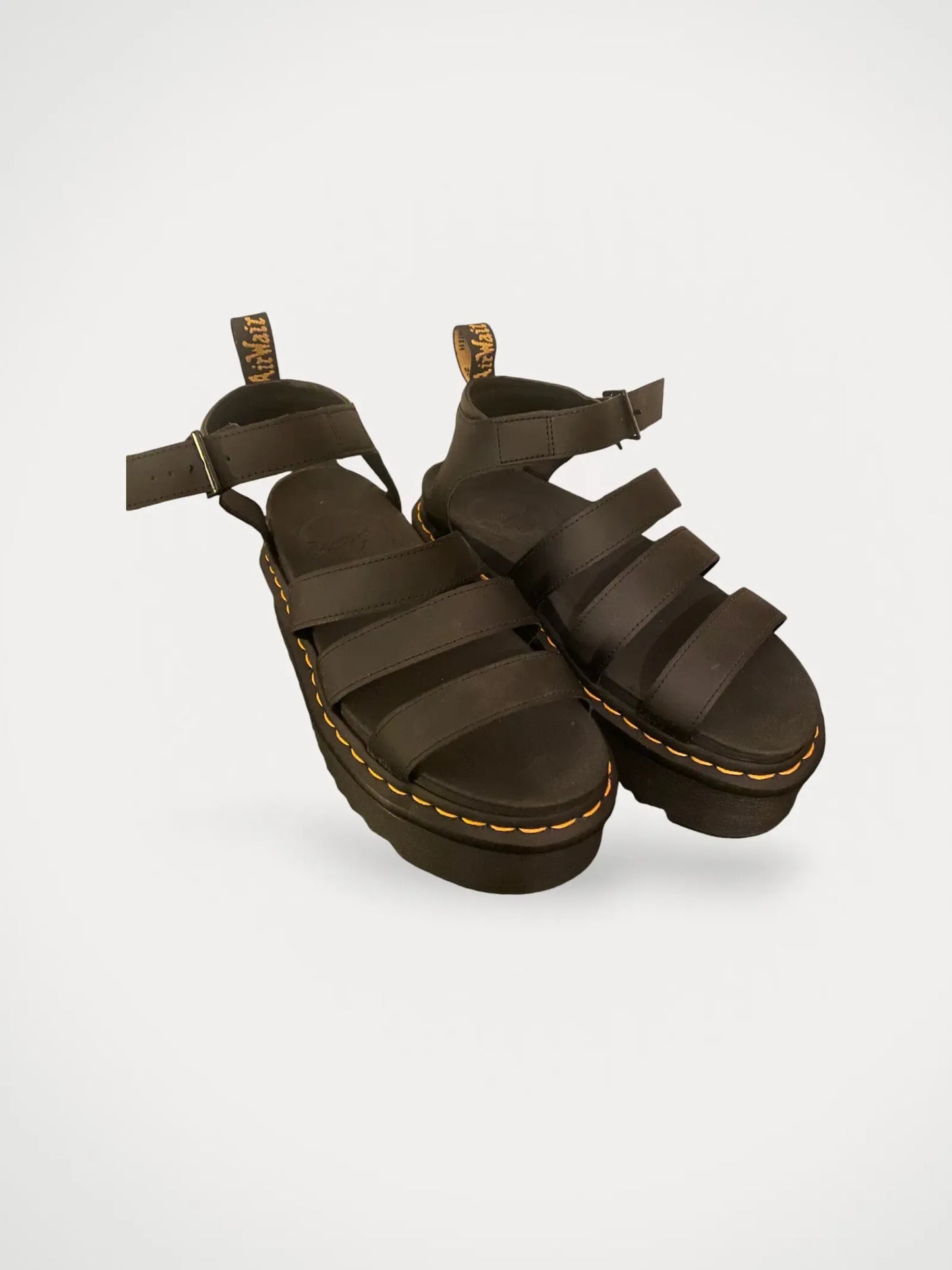 Dr. Martens Sandalen