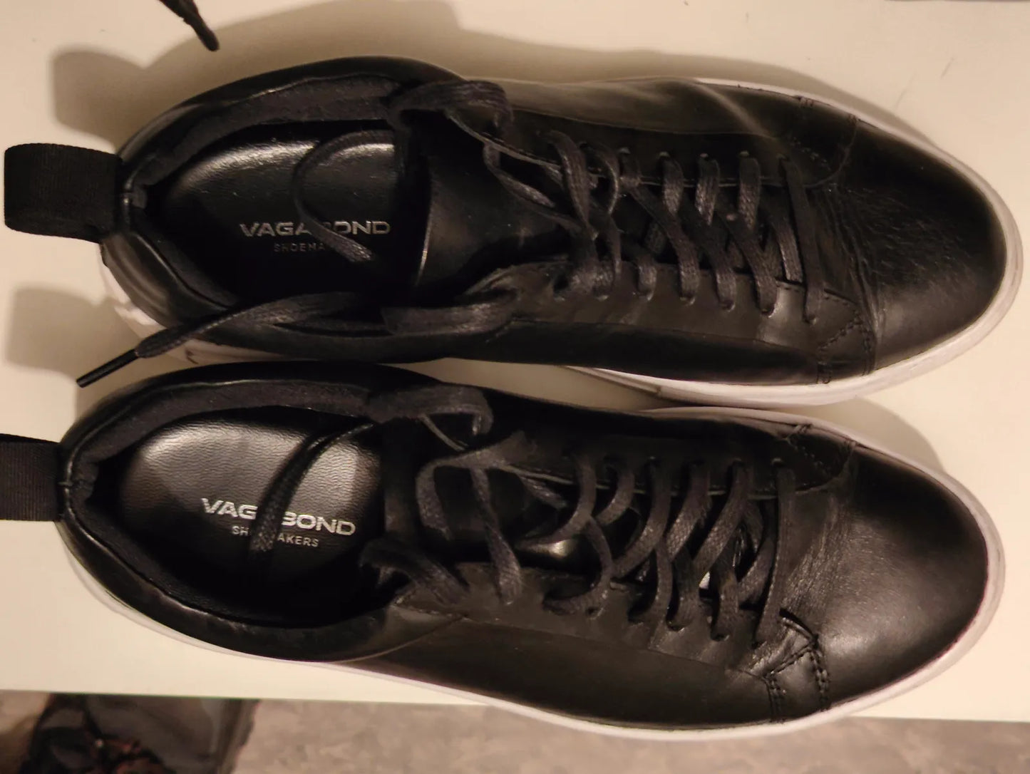 Vagabond Sneakers