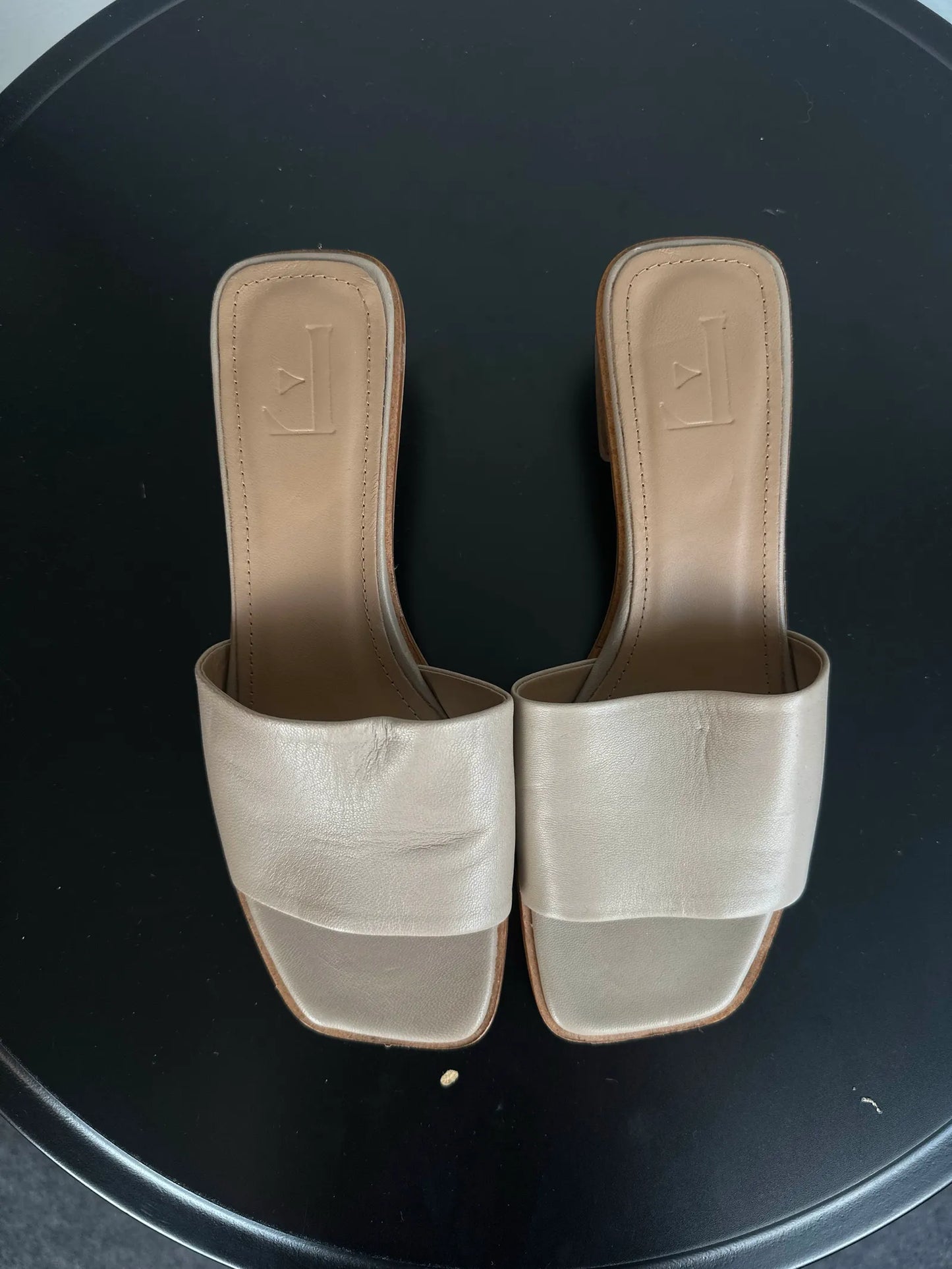 Flattered Jody Leather Beige Sandalen