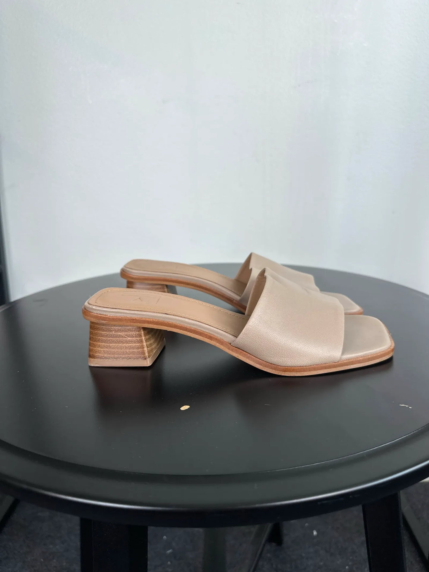 Flattered Jody Leather Beige Sandalen